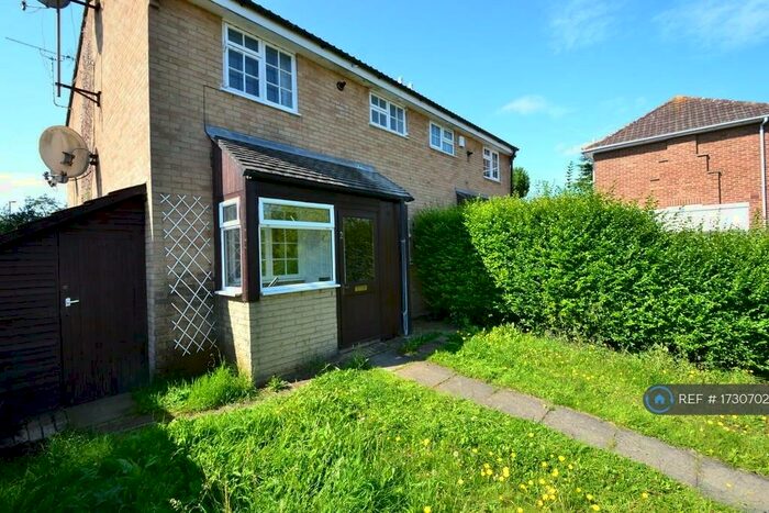 1 Bedroom Semi-Detached House To Rent In Addison Gardens, Surbiton, KT5