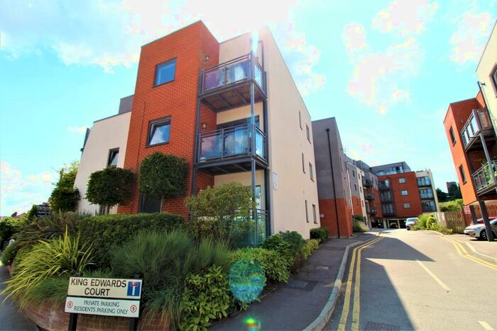 2 Bedroom Apartment To Rent In Walnut Tree Close, Guildford, GU1