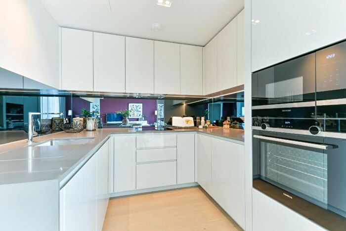 2 Bedroom Apartment To Rent In Newfoundland Place, London, E14