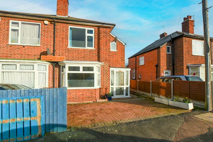 3 Bedroom Semi-Detached House To Rent In Leicester Road, Wigston, Leicester LE18
