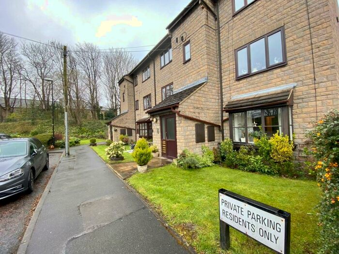 1 Bedroom Apartment To Rent In Kerry Garth, Horsforth, Leeds, LS18