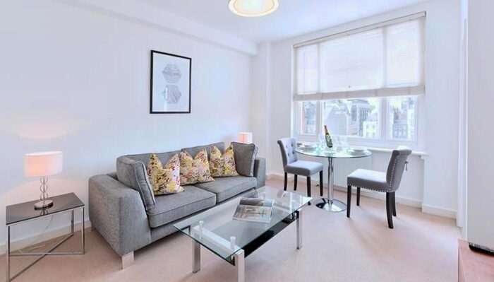 1 Bedroom Flat To Rent In Hill Street, Mayfair, London, W1J