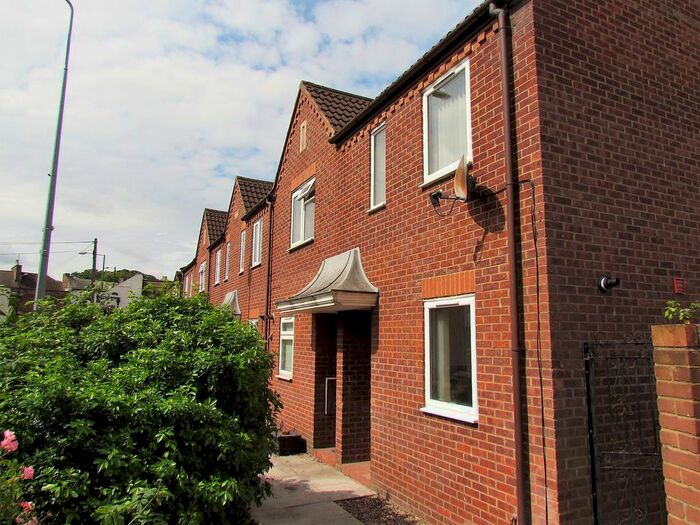 2 Bedroom End Of Terrace House To Rent In The Grove, Warminster, BA12