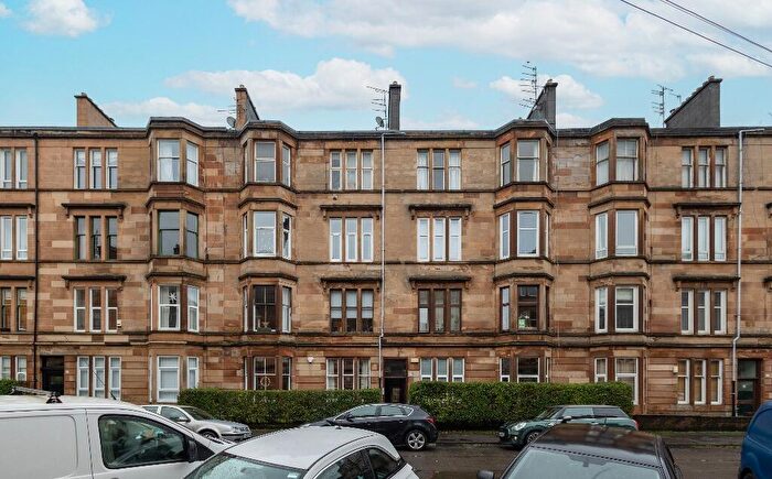 5 Bedroom Flat To Rent In Albert Avenue, Queens Park, Glasgow, G42
