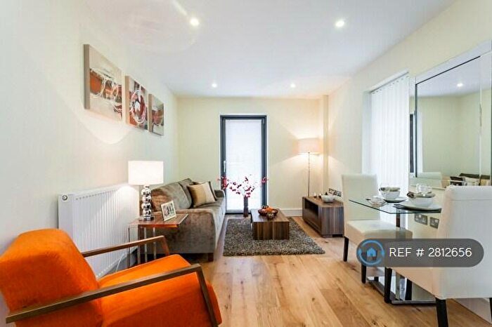 1 Bedroom Flat To Rent In Canning Town, London, E16