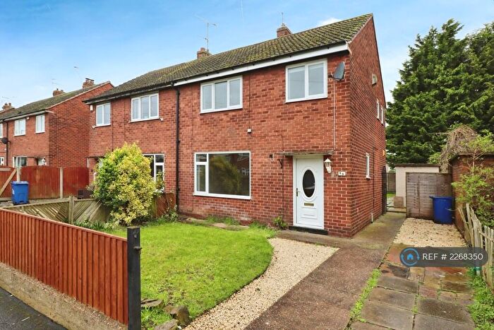 3 Bedroom Semi-Detached House To Rent In St. Edwins Drive, Dunscroft, Doncaster, DN7