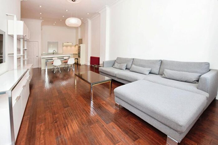 2 Bedroom Flat To Rent In Chepstow House, - Chepstow Street, Southern Gateway, Manchester, M1