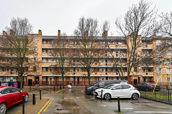 2 Bedroom Flat For Sale In Flat, Trinidad House, Gill Street, London, E14