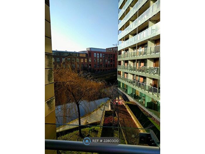 2 Bedroom Flat To Rent In St George's Island, Manchester, M15