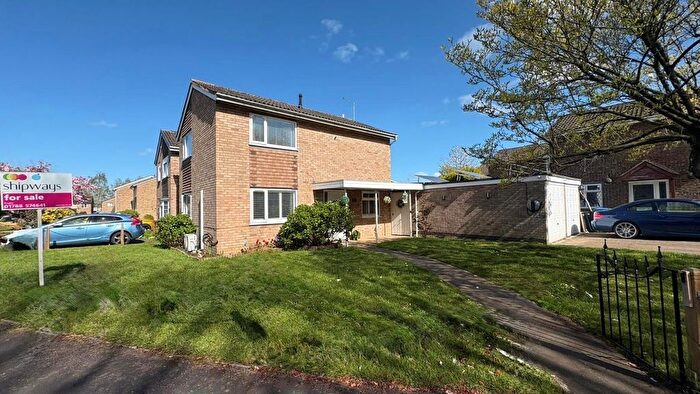 3 Bedroom Detached House For Sale In Ruskin Close, Rugby, CV22