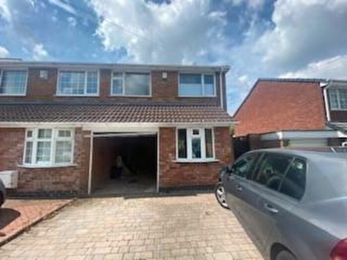 3 Bedroom Semi-Detached House To Rent In Tolman Drive, Tamworth, Staffordshire, B77