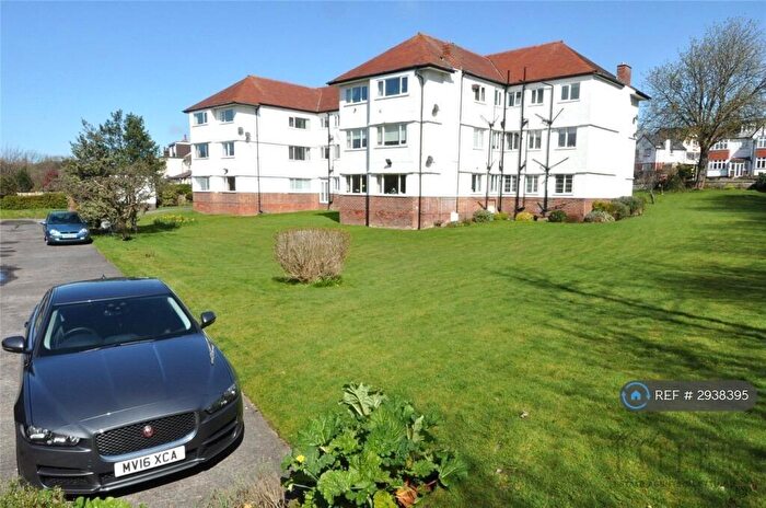 2 Bedroom Flat To Rent In Ludlow Drive, West Kirby, Wirral, CH48