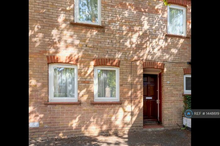 3 Bedroom Terraced House To Rent In Minerva Way, Cambridge, CB4