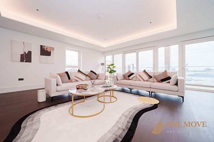 4 Bedroom Flat To Rent In Fountain Park Way, London, W12