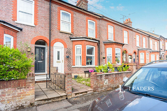 2 Bedroom Property To Rent In Princes Street -, LU6