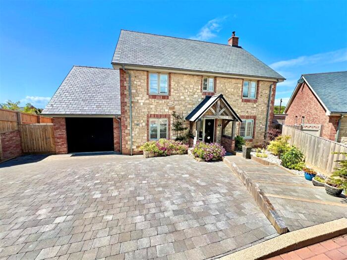 5 Bedroom Detached House For Sale In Brighstone, Isle Of Wight, PO30