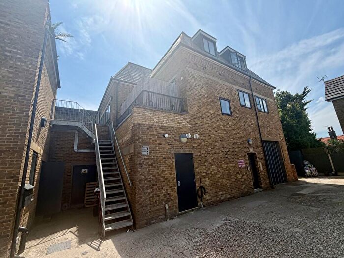 1 Bedroom Flat To Rent In Station Mews, Birchington-On-Sea, CT7