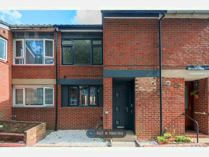 3 Bedroom Terraced House To Rent In Hevelius Close, London, SE10