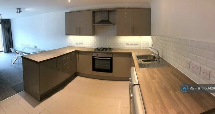 3 Bedroom Terraced House To Rent In Commonside, Sheffield, S10