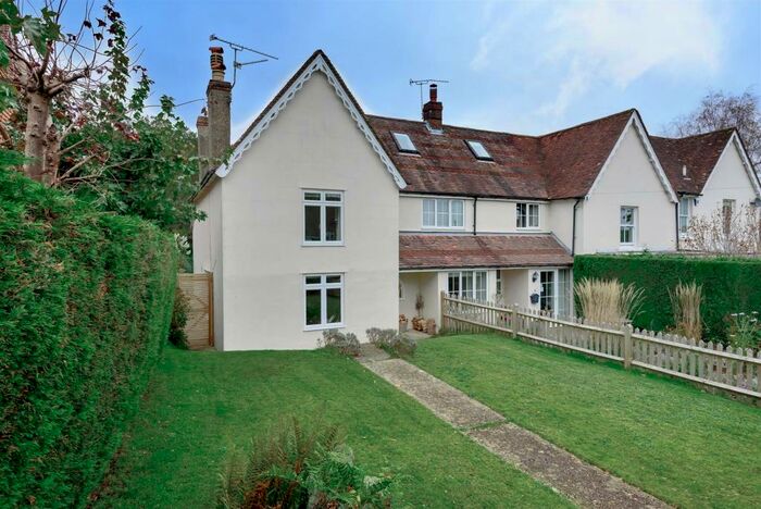 2 Bedroom Semi-Detached House For Sale In London Road, Rake, Liss, GU33