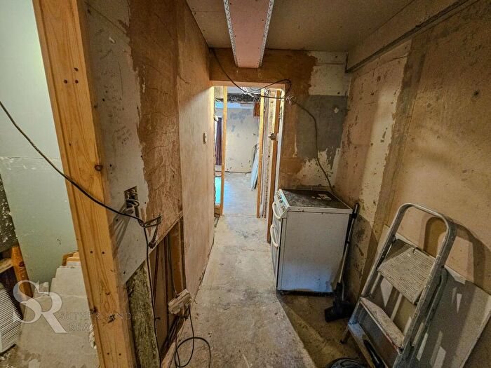 1 Bedroom Flat For Sale In Kinder Road, Hayfield, SK22