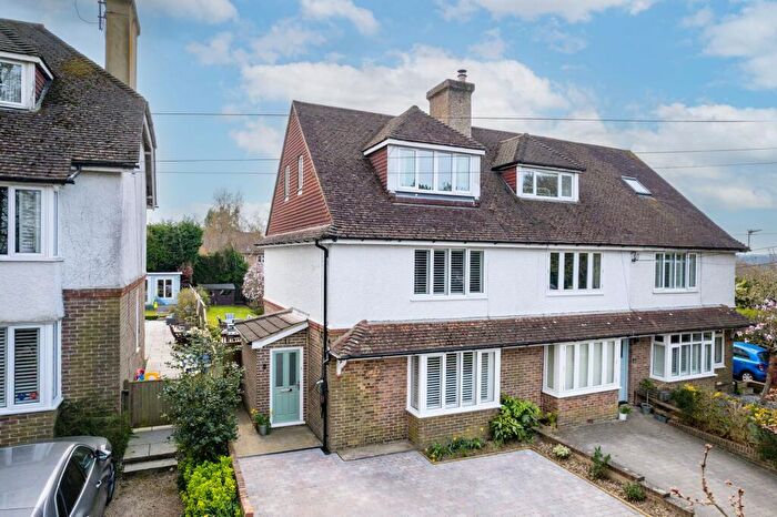 4 Bedroom End Of Terrace House For Sale In Lyoth Lane, Lindfield, RH16