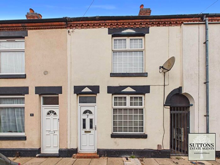3 Bedroom Terraced House For Sale In James Street, Nuneaton, CV11
