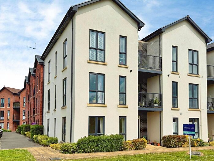 2 Bedroom Flat For Sale In Barley Road, Cheltenham, Gloucestershire, GL52