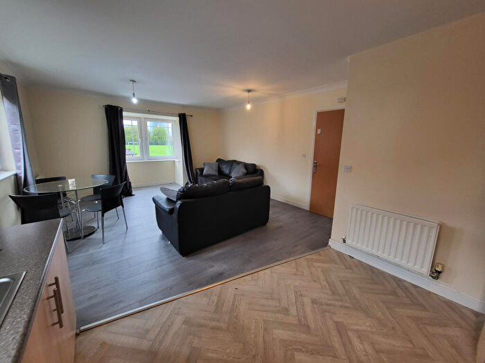 2 Bedroom Apartment To Rent In Drayton Street, Hulme, Manchester, M15