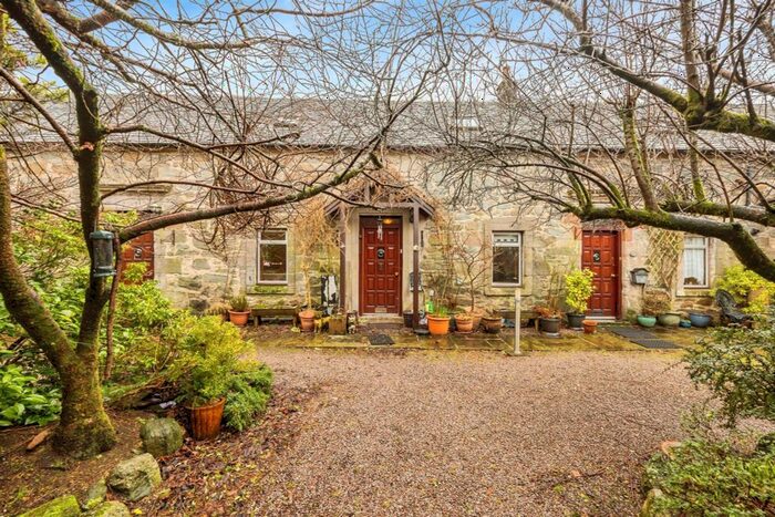 2 Bedroom Property For Sale In Arrochar, G83