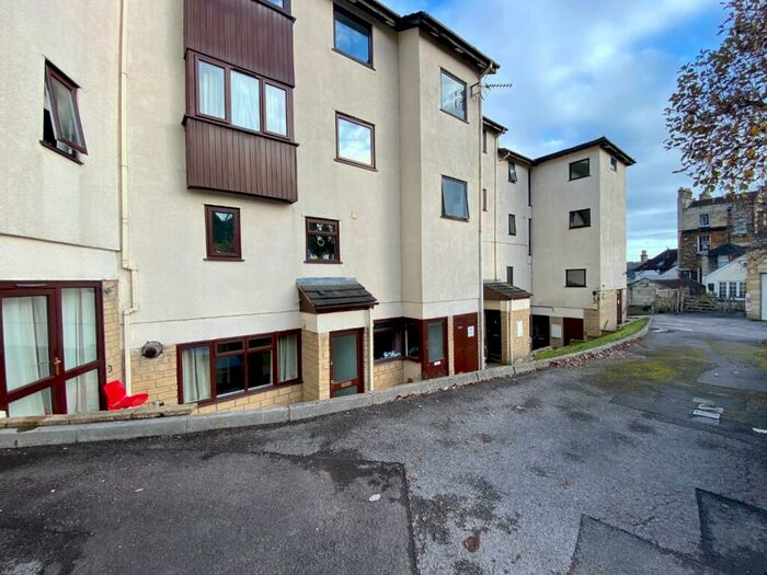 Studio To Rent In Coromandel Heights, BA1