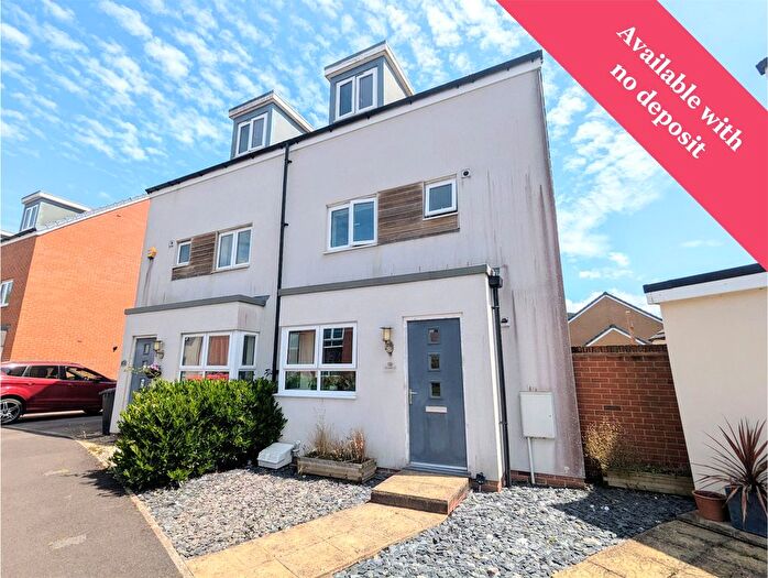 4 Bedroom Detached House To Rent In Sparrowbill Way, Patchway, Bristol, BS34