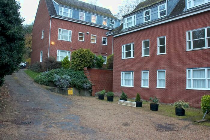 2 Bedroom Apartment To Rent In Yarmouth Road, Norwich, NR7