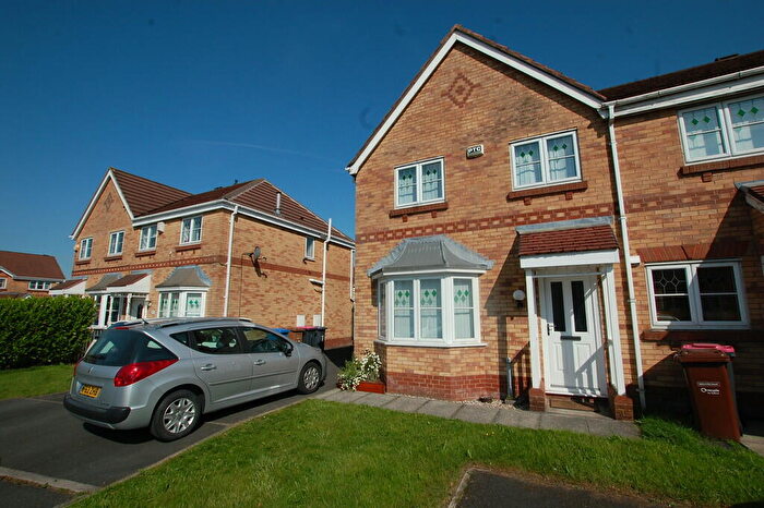 3 Bedroom Semi-Detached House To Rent In Watton Close Swinton Manchester Greater Manchester, M27