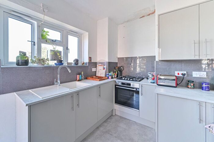 2 Bedroom Flat For Sale In Fleet House, Effra Parade, Brixton, London, SW2