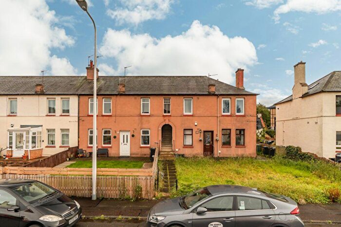 2 Bedroom Flat For Sale In / Stenhouse Crescent, Edinburgh, EH11
