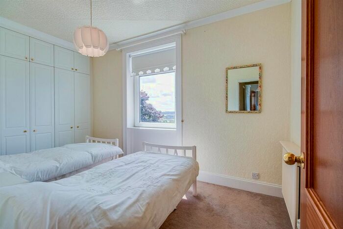 5 Bedroom Detached House For Sale In Blue Butts, Briggs Yard, Ossett, WF5