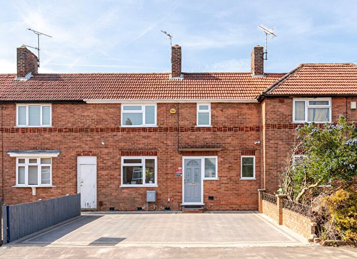 2 Bedroom Terraced House For Sale In Saffron Street, Bletchley, Milton Keynes, MK2