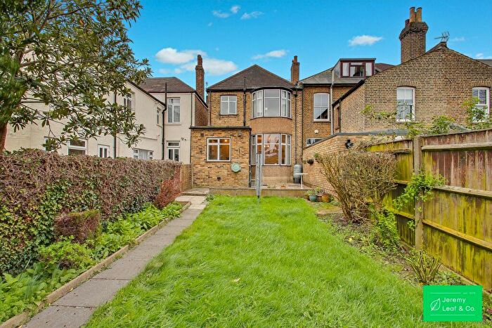 3 Bedroom Semi Detached House For Sale In Leicester Road, London, N2
