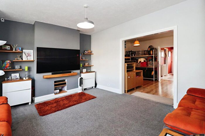 3 Bedroom Semi-Detached House For Sale In Wades Road, Filton, Bristol, Gloucestershire, BS34