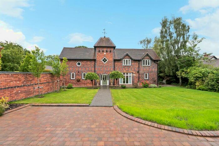 3 Bedroom Detached House To Rent In Station Lane, Lapworth, B94