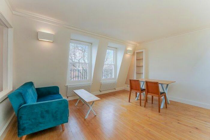 1 Bedroom Flat To Rent In Penywern Road, London, SW5