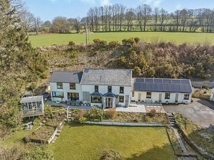 4 Bedroom Detached House For Sale In Frondeg, Cribyn, Lampeter, SA48