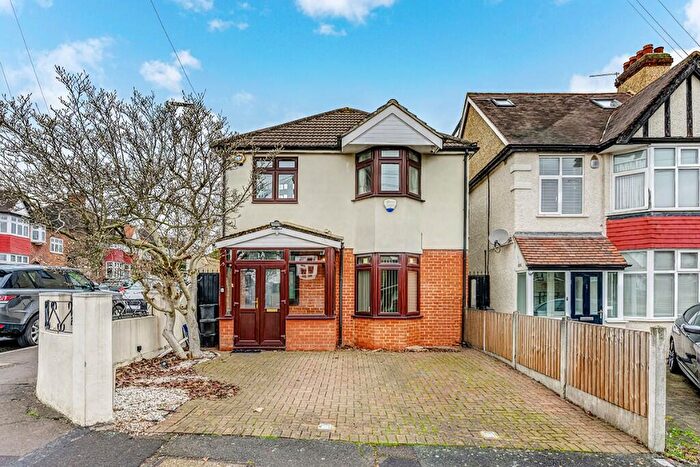 4 Bedroom Detached House To Rent In Arlington Road, Woodford Green, Essex, IG8