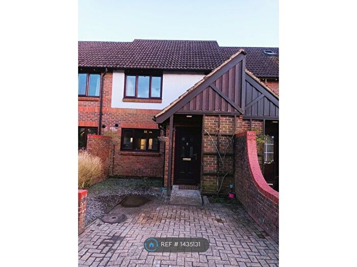 2 Bedroom Terraced House To Rent In Milland Road, Winchester, SO23