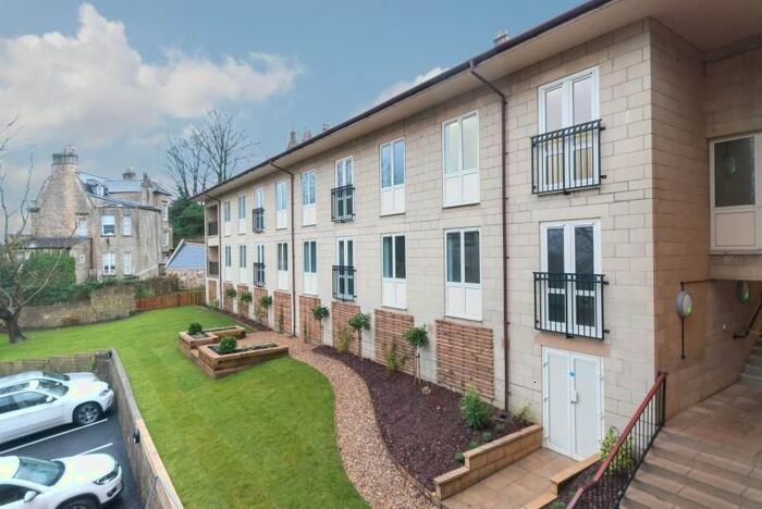 1 Bedroom Flat To Rent In Lansdown Villas, Camden Row, Bath, BA1