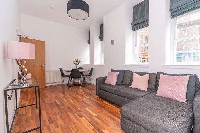 2 Bedroom Flat To Rent In Cowgatehead, Edinburgh, EH1