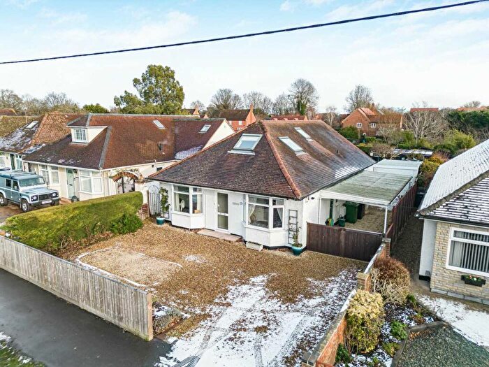 4 Bedroom Detached Bungalow For Sale In Steventon Road, Drayton, OX14