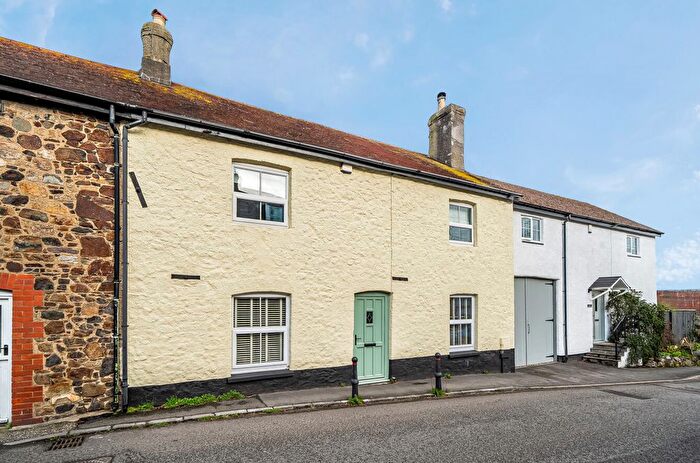 3 Bedroom Cottage For Sale In Pottery Road, Bovey Tracey, Newton Abbot, Devon, TQ13