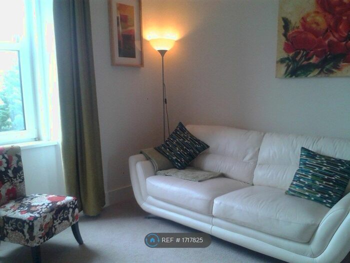 Studio To Rent In Holburn Street, Aberdeen, AB10